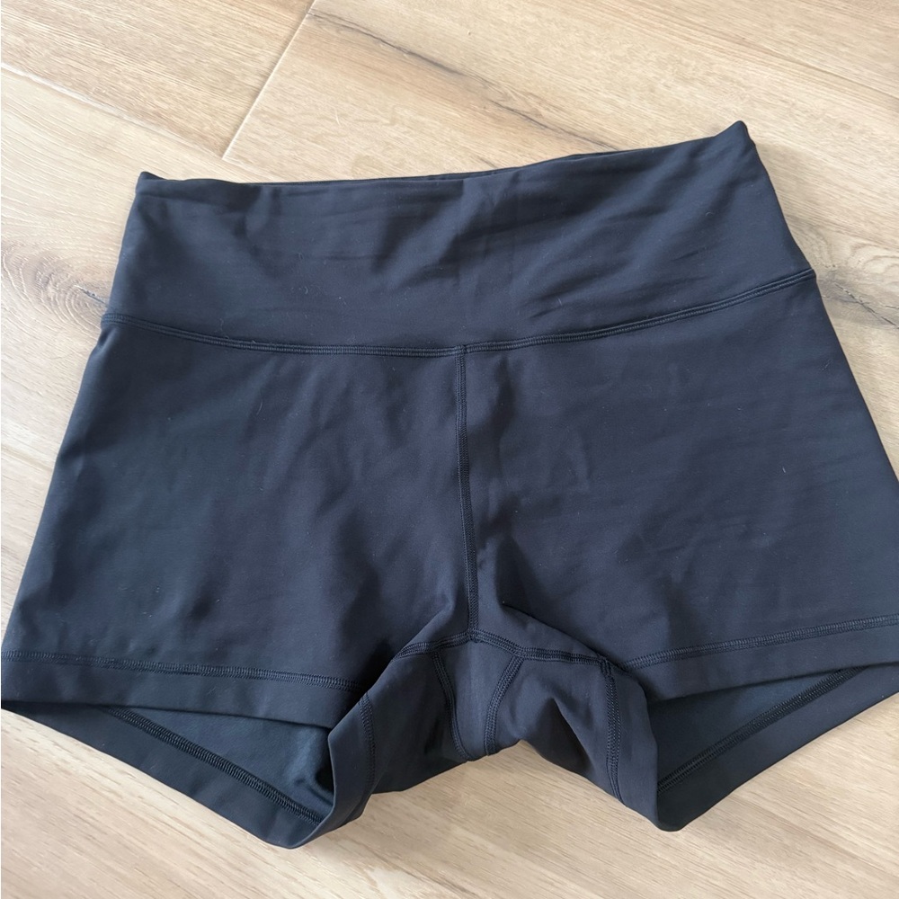 Lululemon Wunder Train Shorts